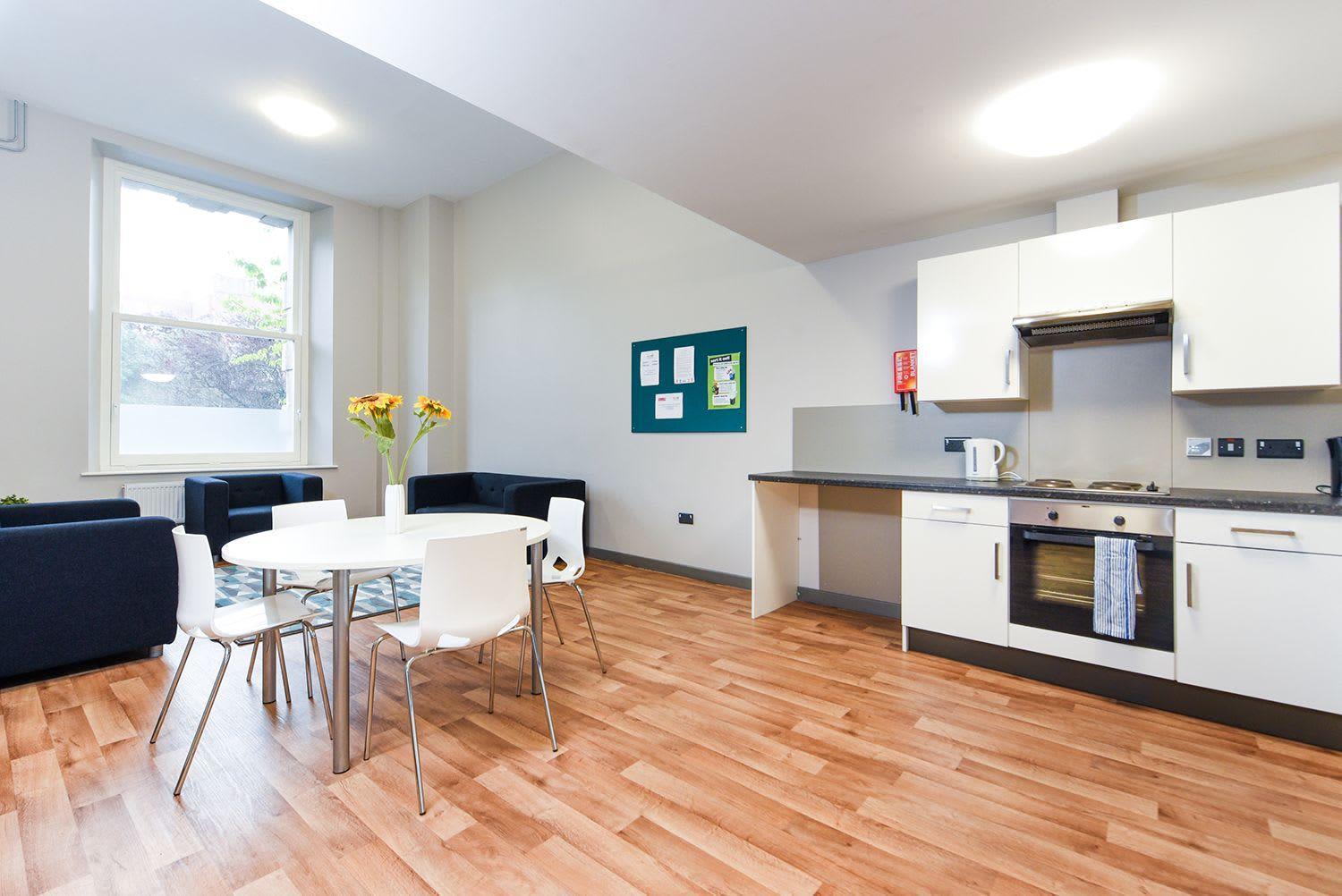 For Students Only Student Roost John Bell House Belfast Apartment Exterior photo
